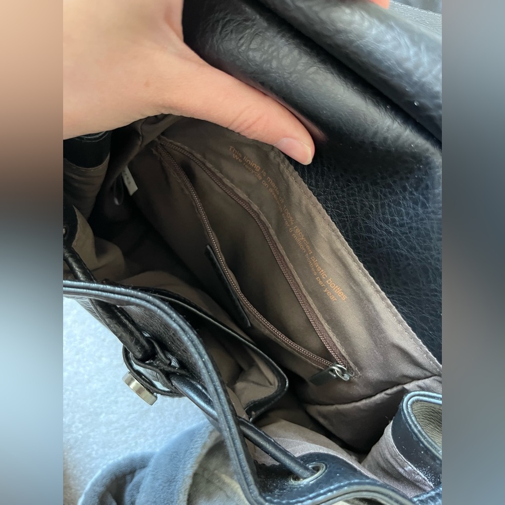 Matt & Nat backpack - Picture 3 of 5